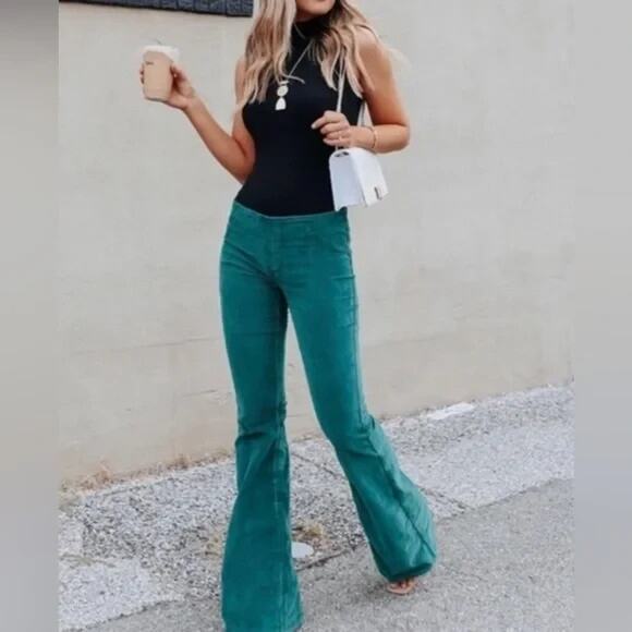 We The Free *IN TEAL* Womens Corduroy Pull On Flare Jeans 25 X 29 - Picture 1 of 8
